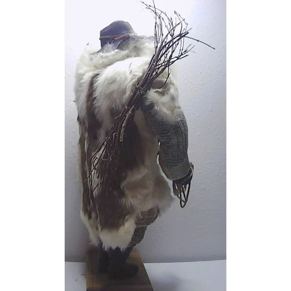 VTG 1994 Jana Southwick Santa Rustler Cowboy w/ Fur 18
